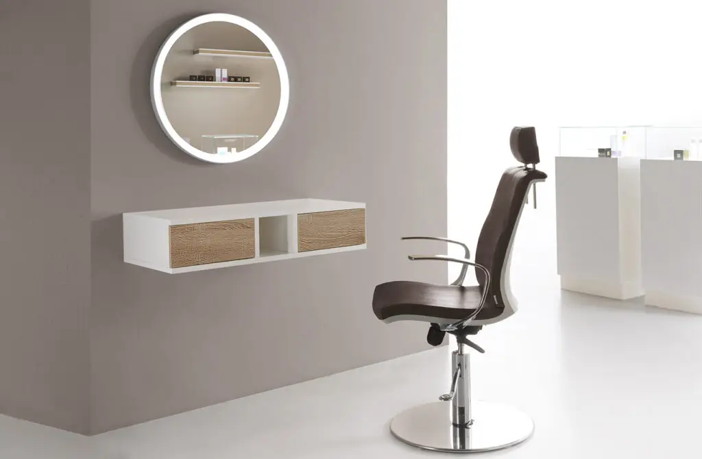 Beauty Corner Make Up Cromo